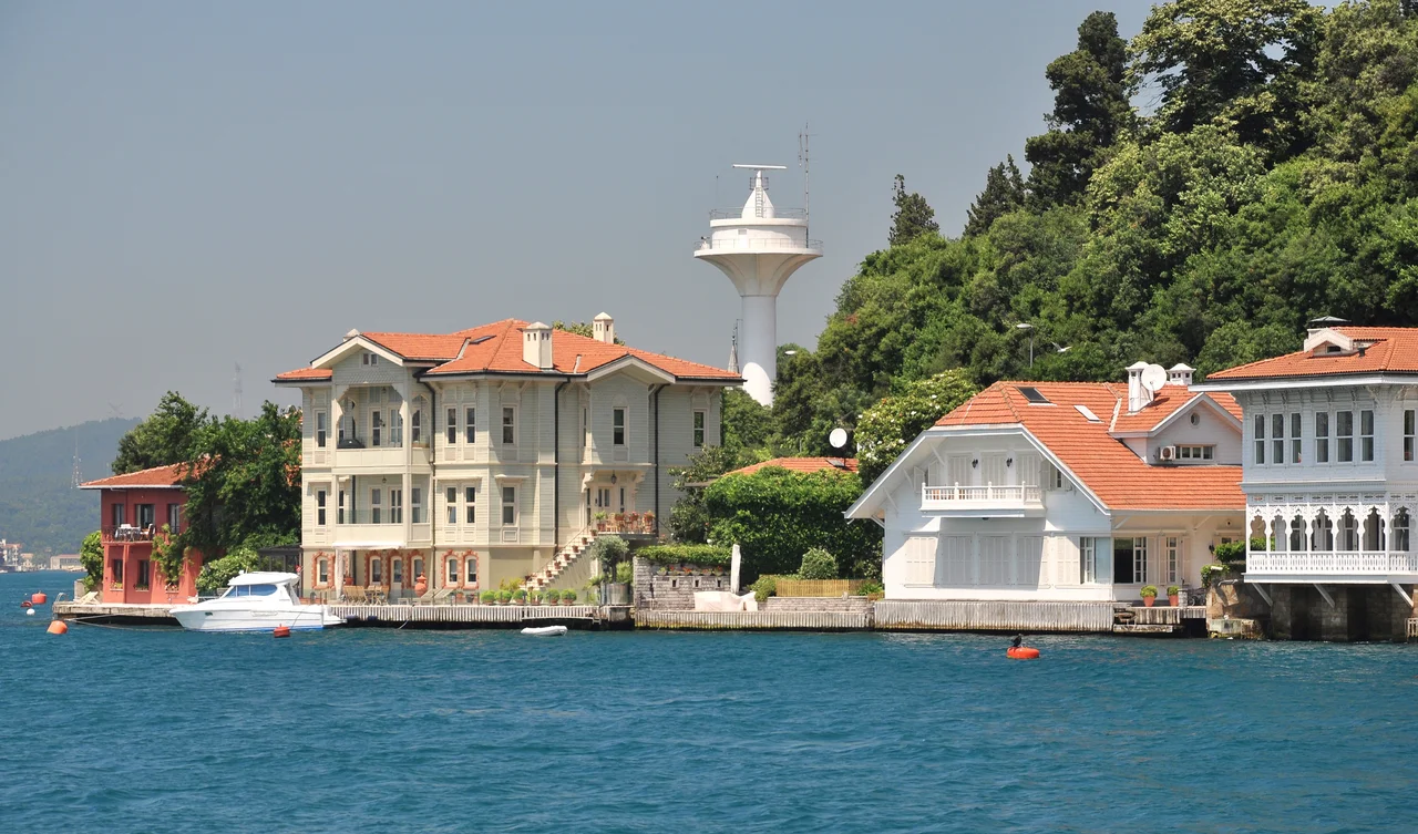 Yalı (manor houses) in Kanlıca on the Bosphorus in Turkey.