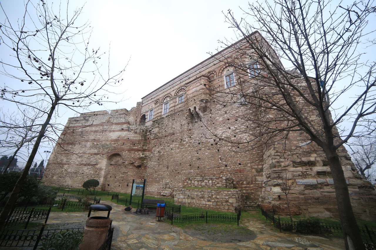 Şişhane Cd No:94, Ayvansaray Mahallesi, 34087 Fatih/İstanbul, Turkey