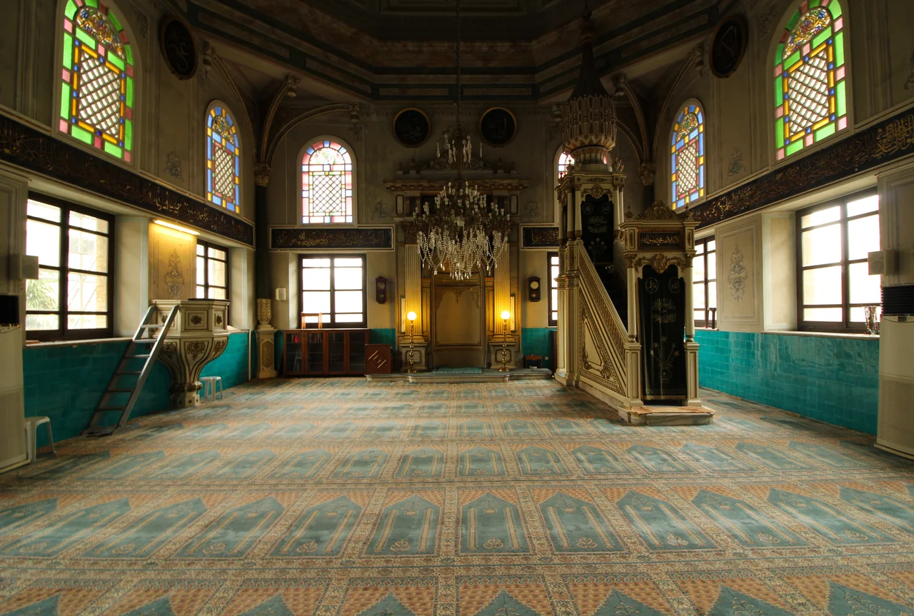 Front façade of the Teşvikiye Mosque in Teşvikiye neighbourhood of Şişli district in Istanbul, Turkey
