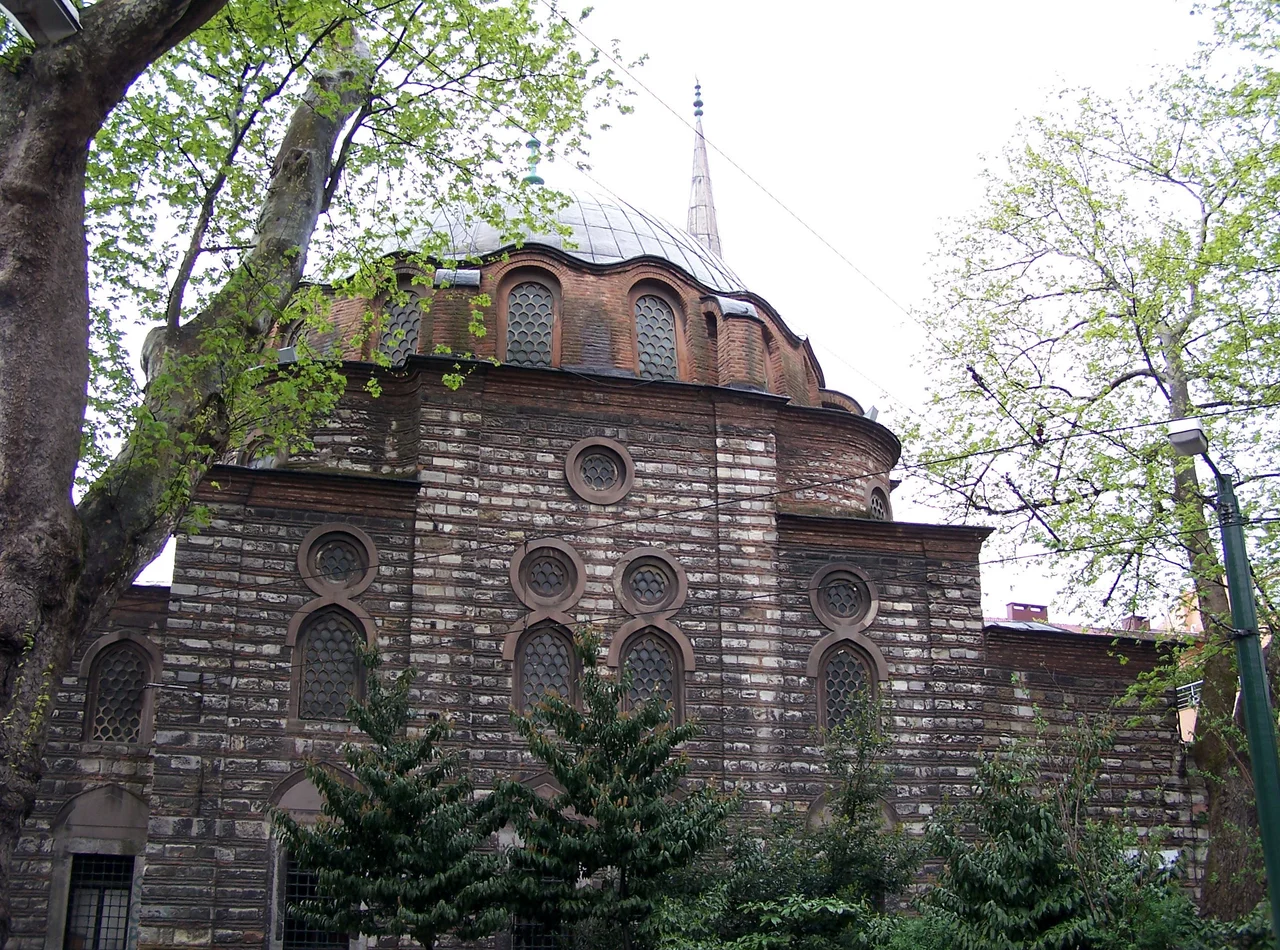 Zeynep Sultan Camii in Eminönü-Fatih, İstanbul, Turkey