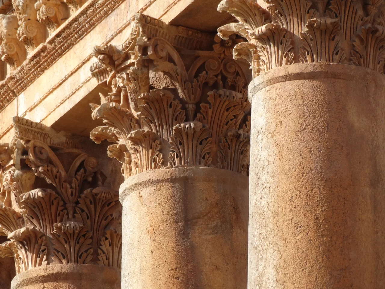 The Baalbek temple complex. UNESCO World Heritage site. Heliopolis, Baalbek, Beqaa Valley, Lebanon.