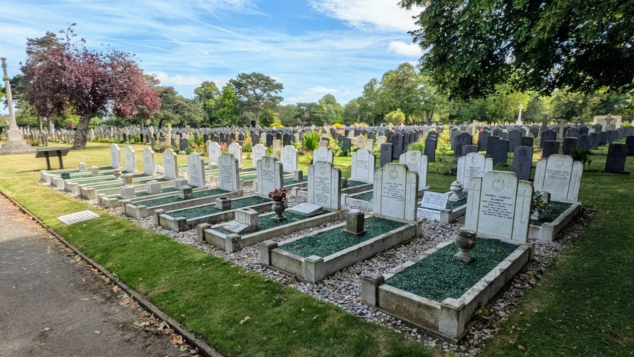 Marine Cadet graves at Gillingham cemetery