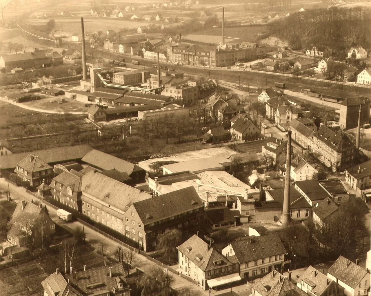 Meller Möbelfabrik (vorn),Gebr. Kruse (Mitte), W.Melchermann (hinten)