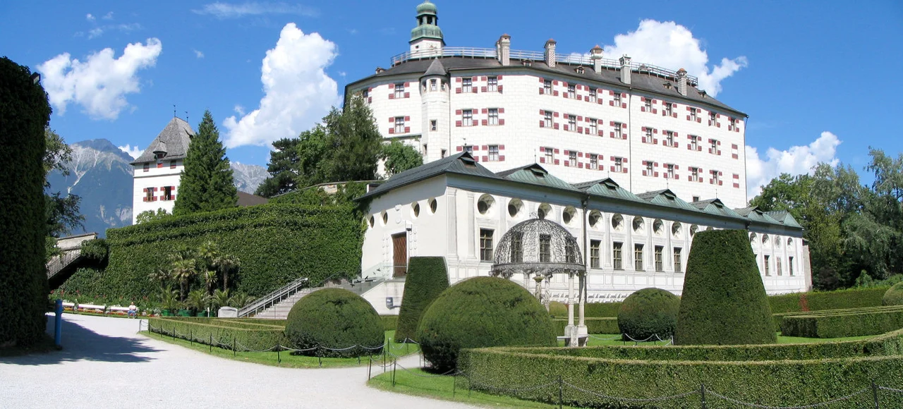 Description: Schloss Ambras - Innsbruck Austria
Source: taken by Pahu
Capture date: August 2005