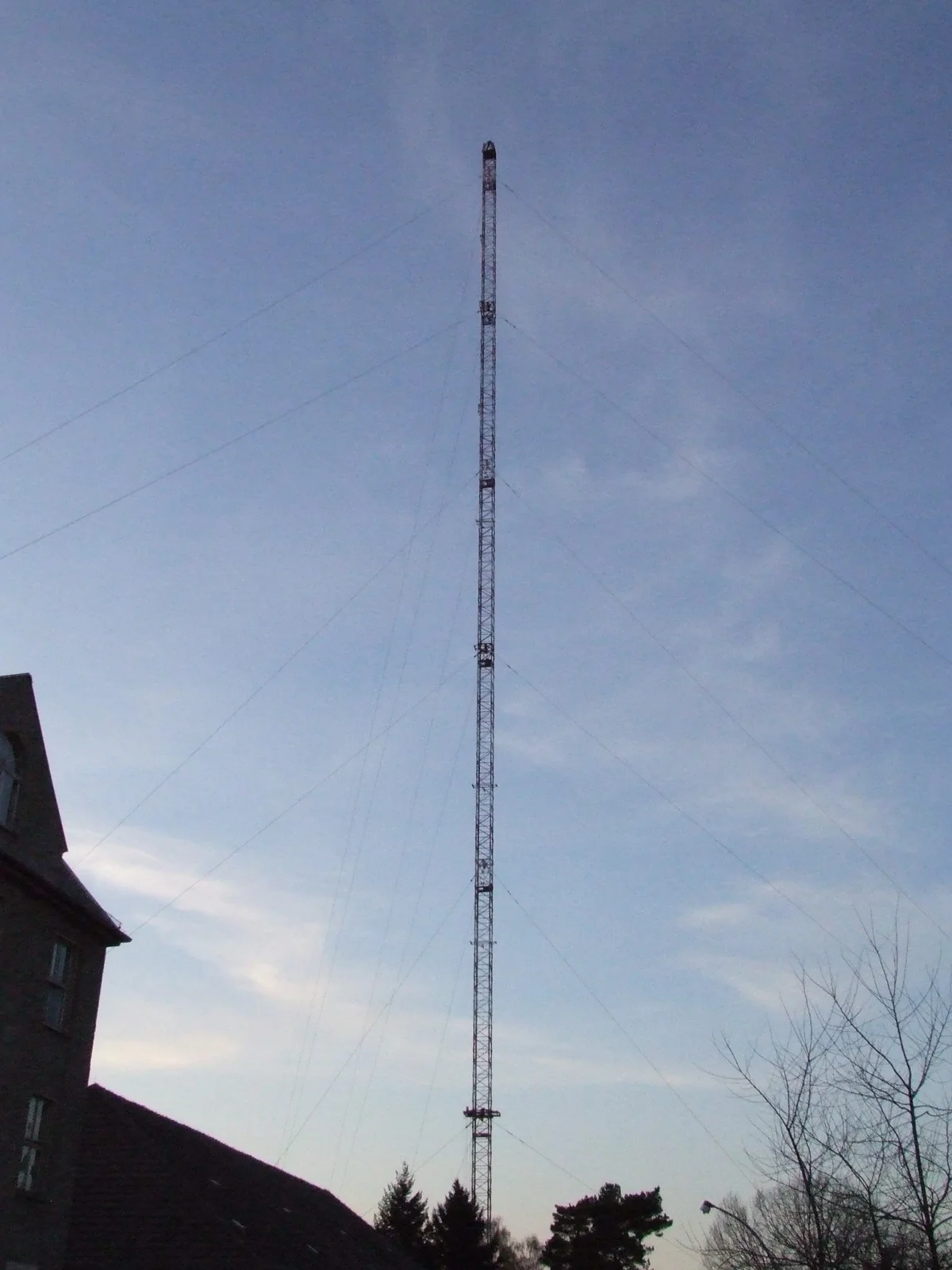 Der letzte noch erhaltene Sendemast auf dem Funkerberg in Königs Wusterhausen, Deutschland.