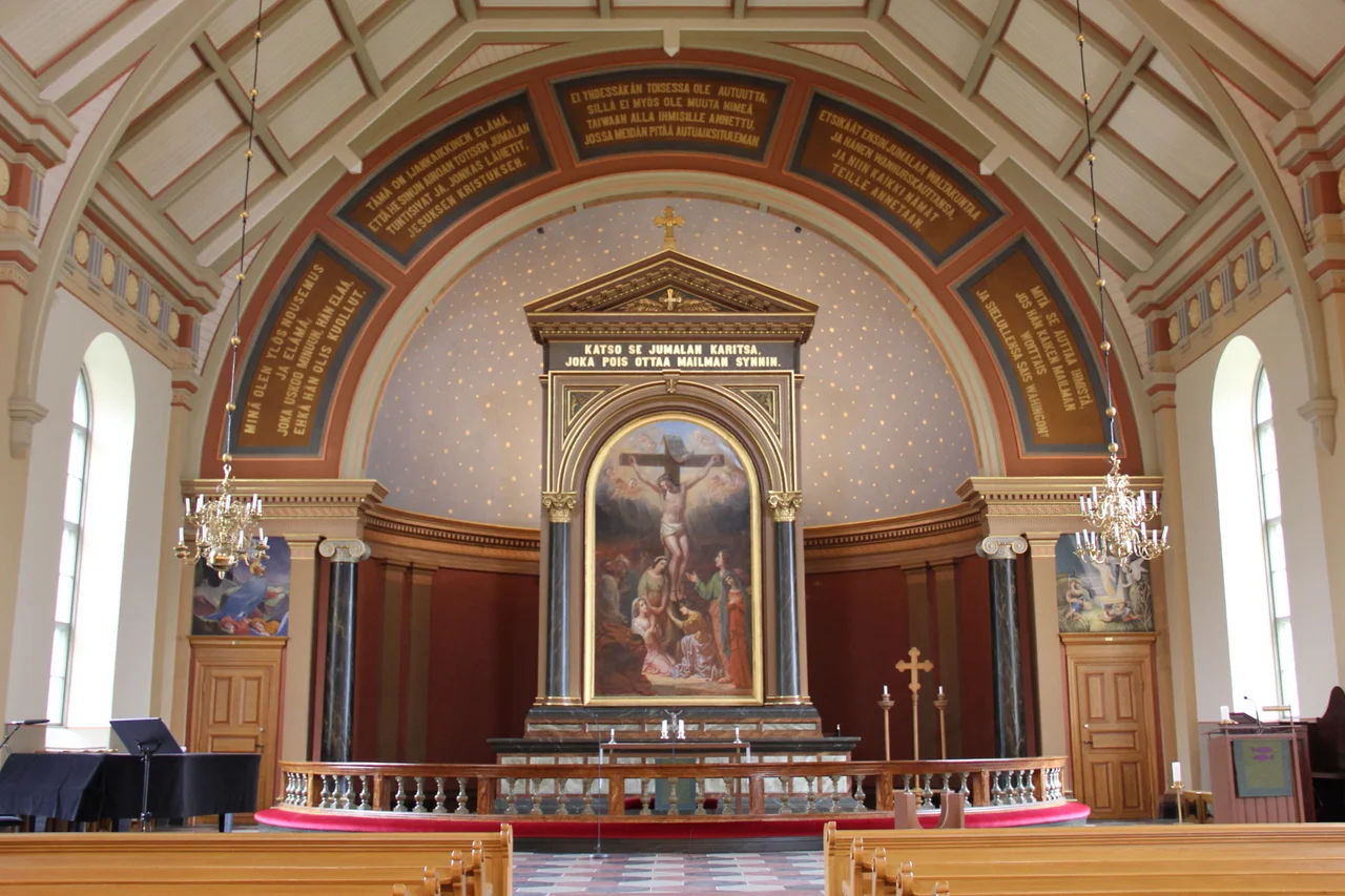 Interior of Kanta-Loimaa church. - Choir and altar.