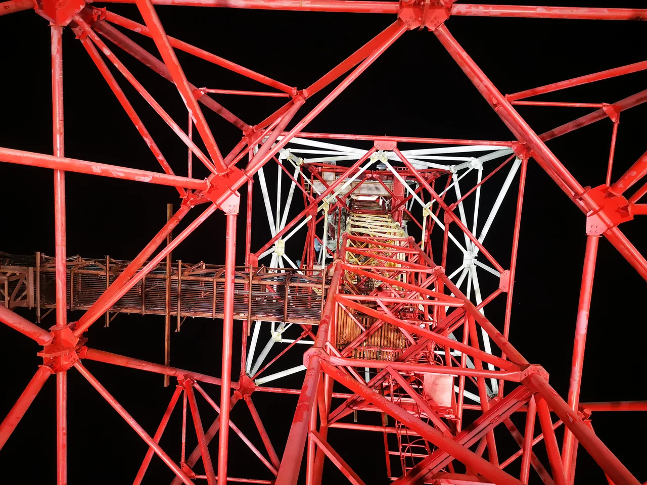 Zapolyarnoye gas field, gas treatment installation
