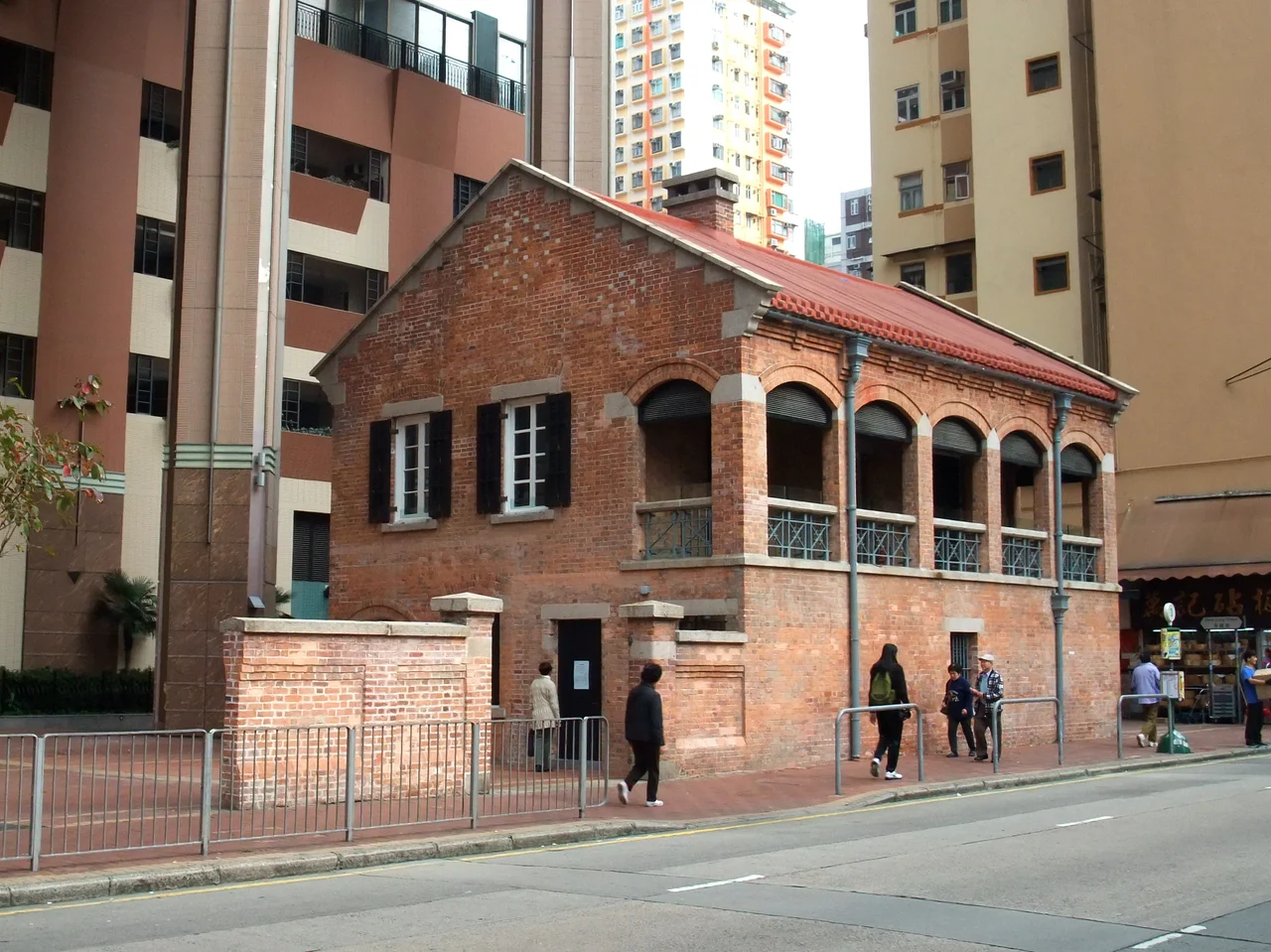 Engineer's Office of the Former Pumping Station of Water
Supplies Department (344 Shanghai Street, Yau Ma Tei, Kowloon, Hong Kong)