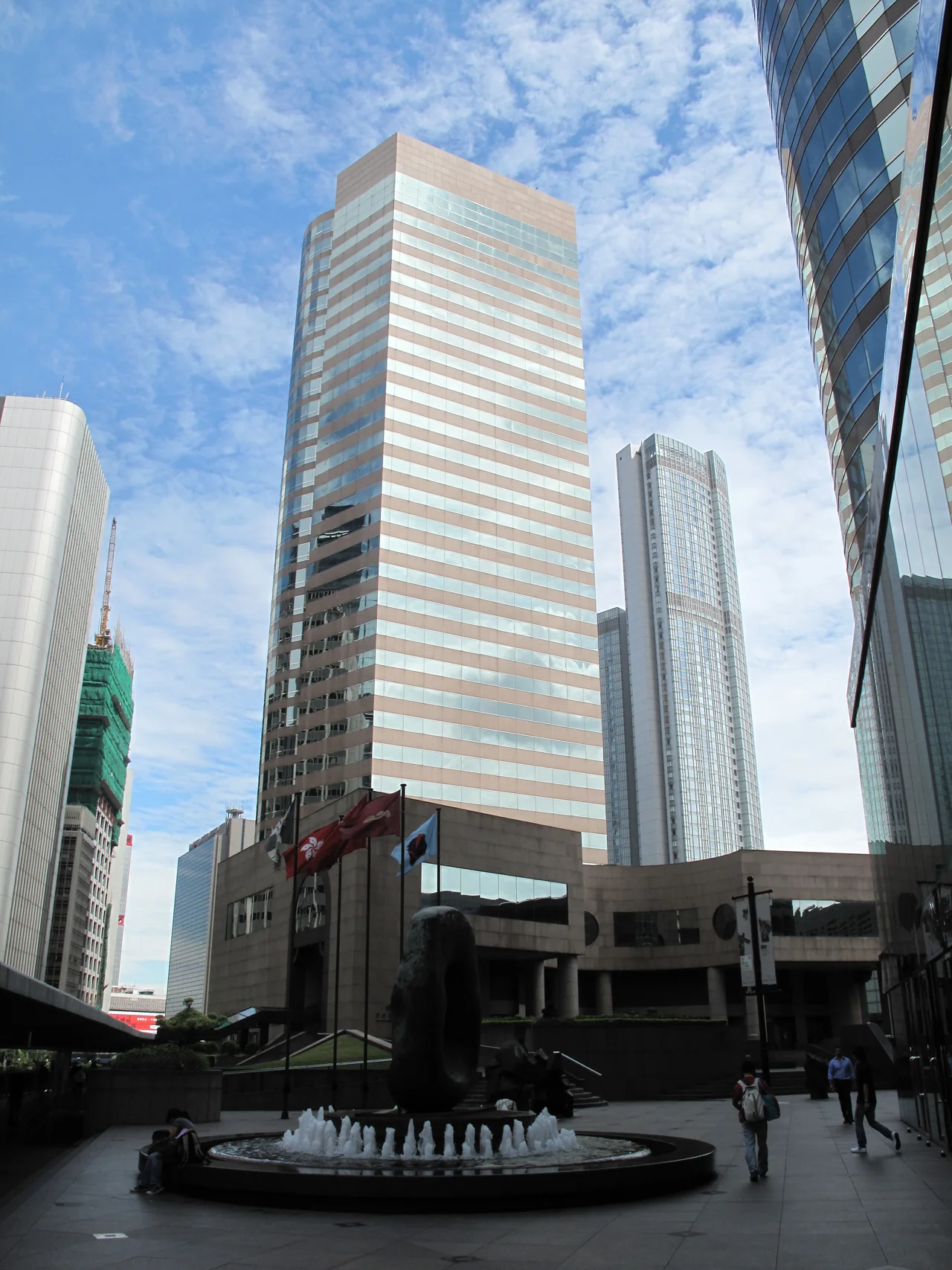 Jardine House and Exchange Square.jpg