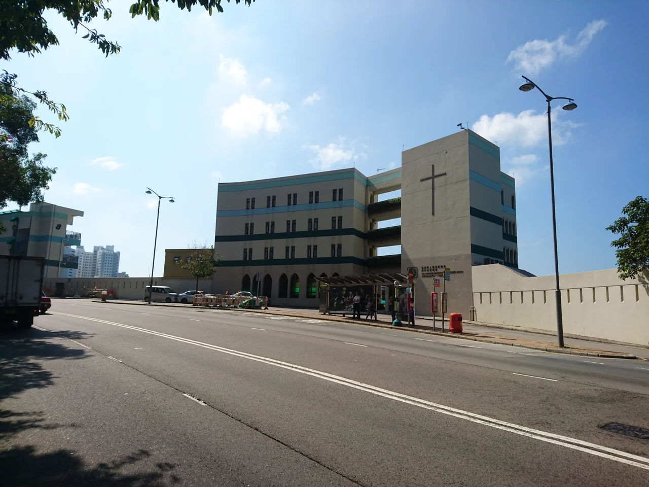 Main Entrance of HKCCU Pok Fu Lam Road Cemetery