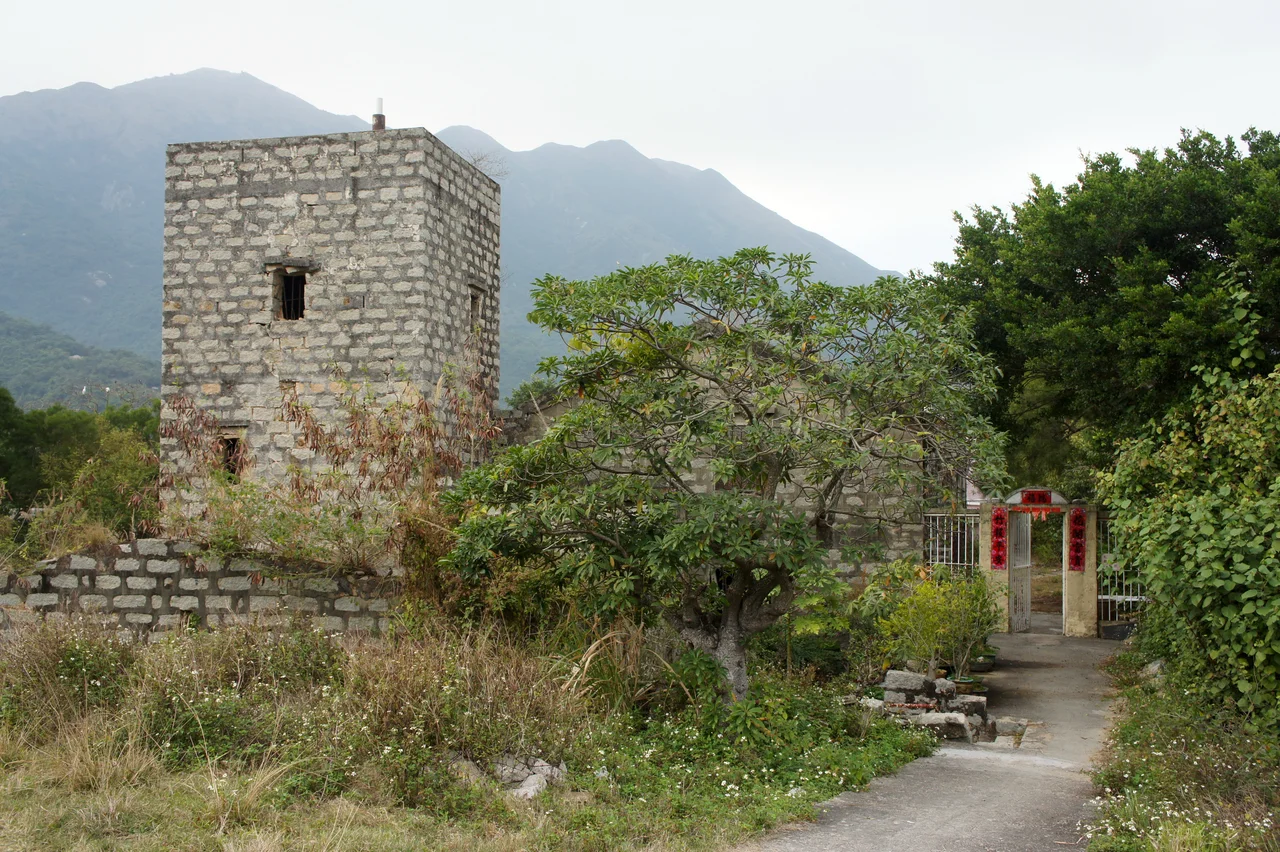 Yuen's Mansion, Mui Wo, Lantau Island. (Grade II historic buildings)