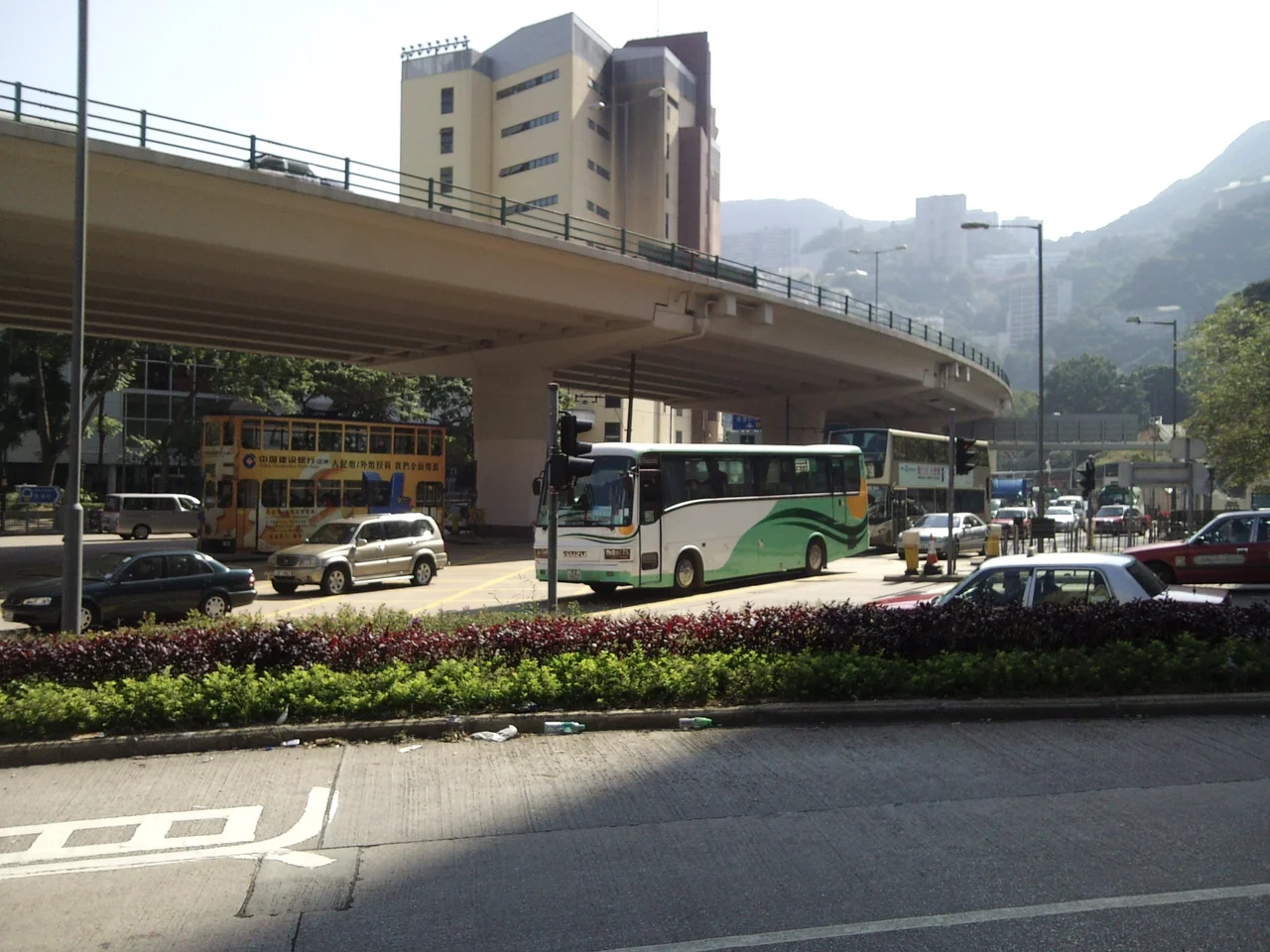 Wong Nai Chung Road near Queen's Road East
