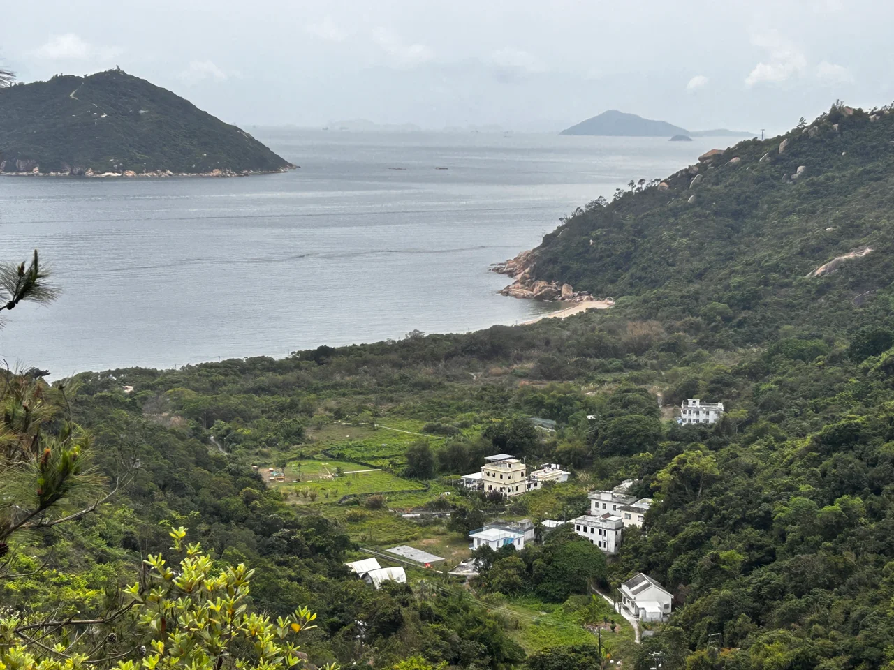 Photo of Shek Kwu Chau and Wai Lingding Island, taken from Cheung Sha, Lantau Island
