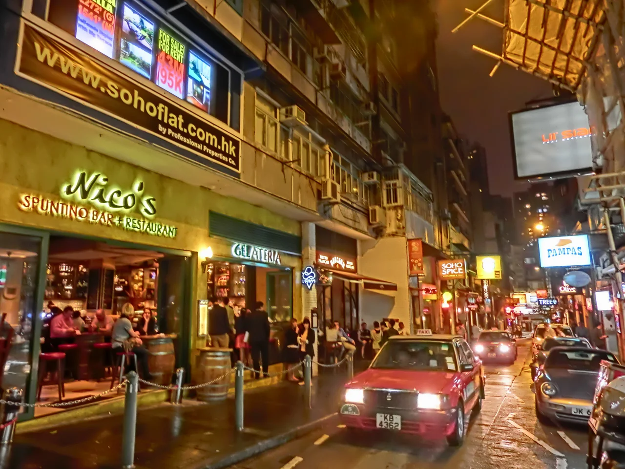 中環蘇豪區, night in Central Soho, Hong Kong