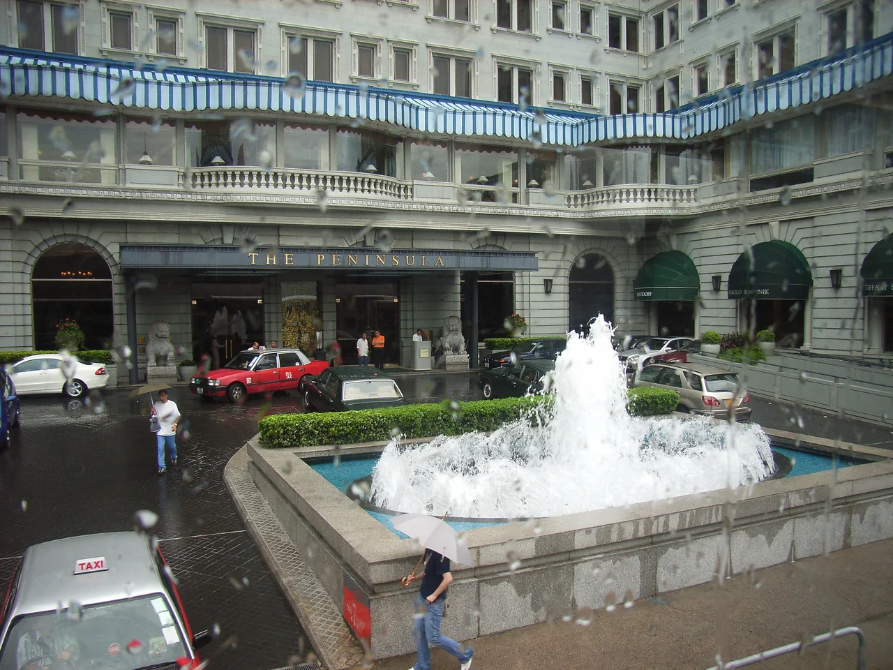 The hotel front door of The Peninsula, TST, Kowloon, Hong Kong
By Leung Sin T S TSO