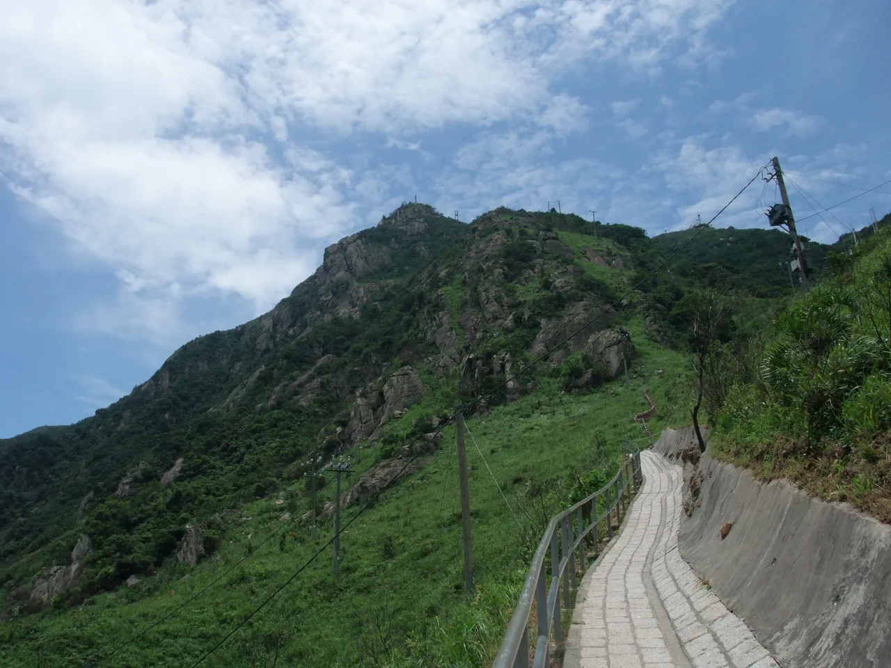 Photo of Castle Peak