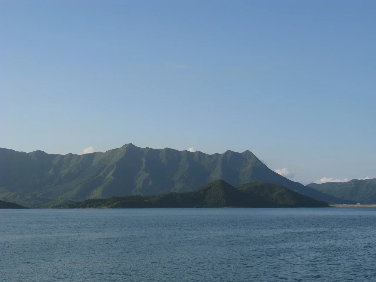 Ma Shi Chau (island in the front) &amp; Pat Sin Leng (back)