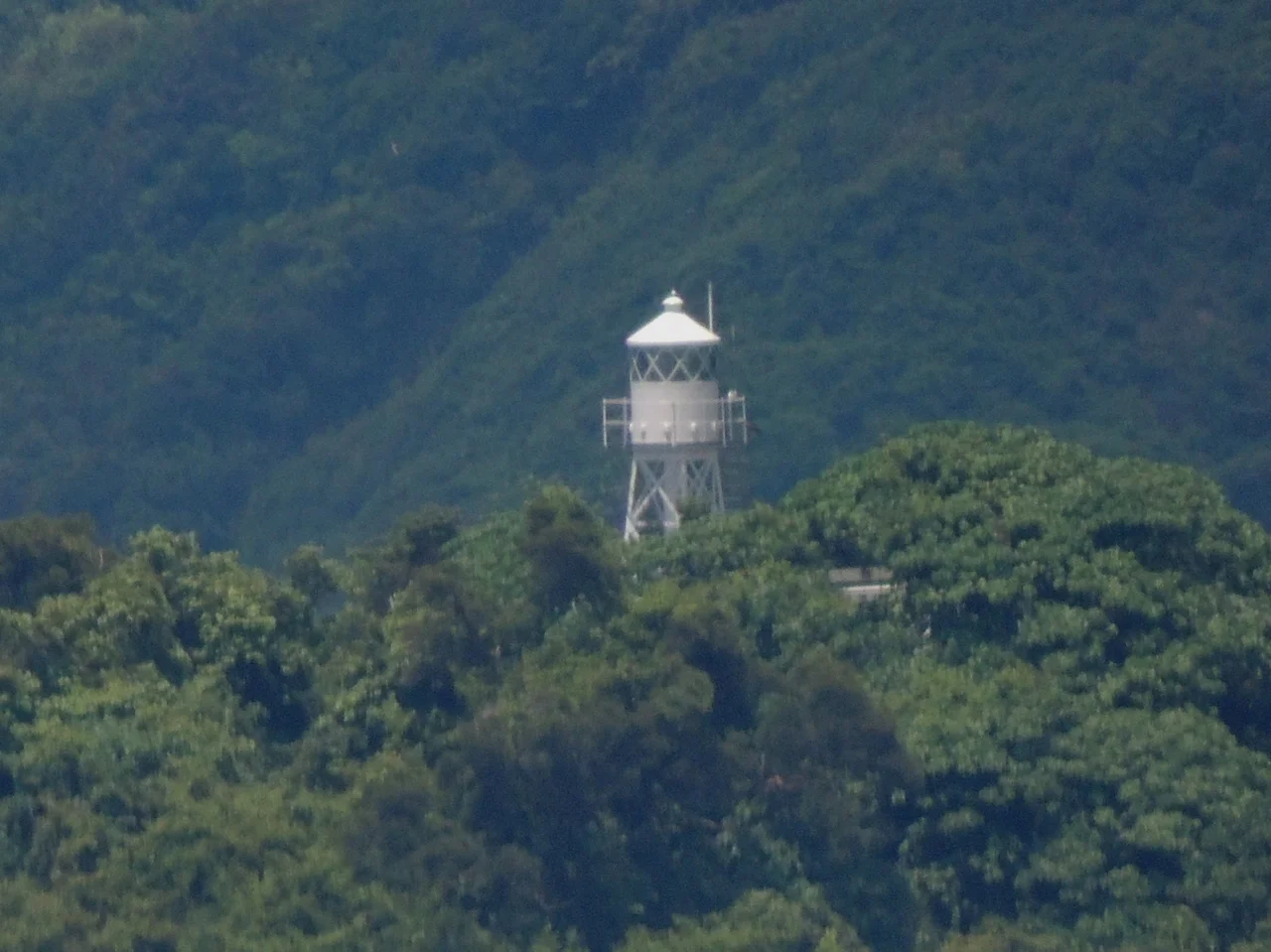 Tang Lung Chau Lighthouse