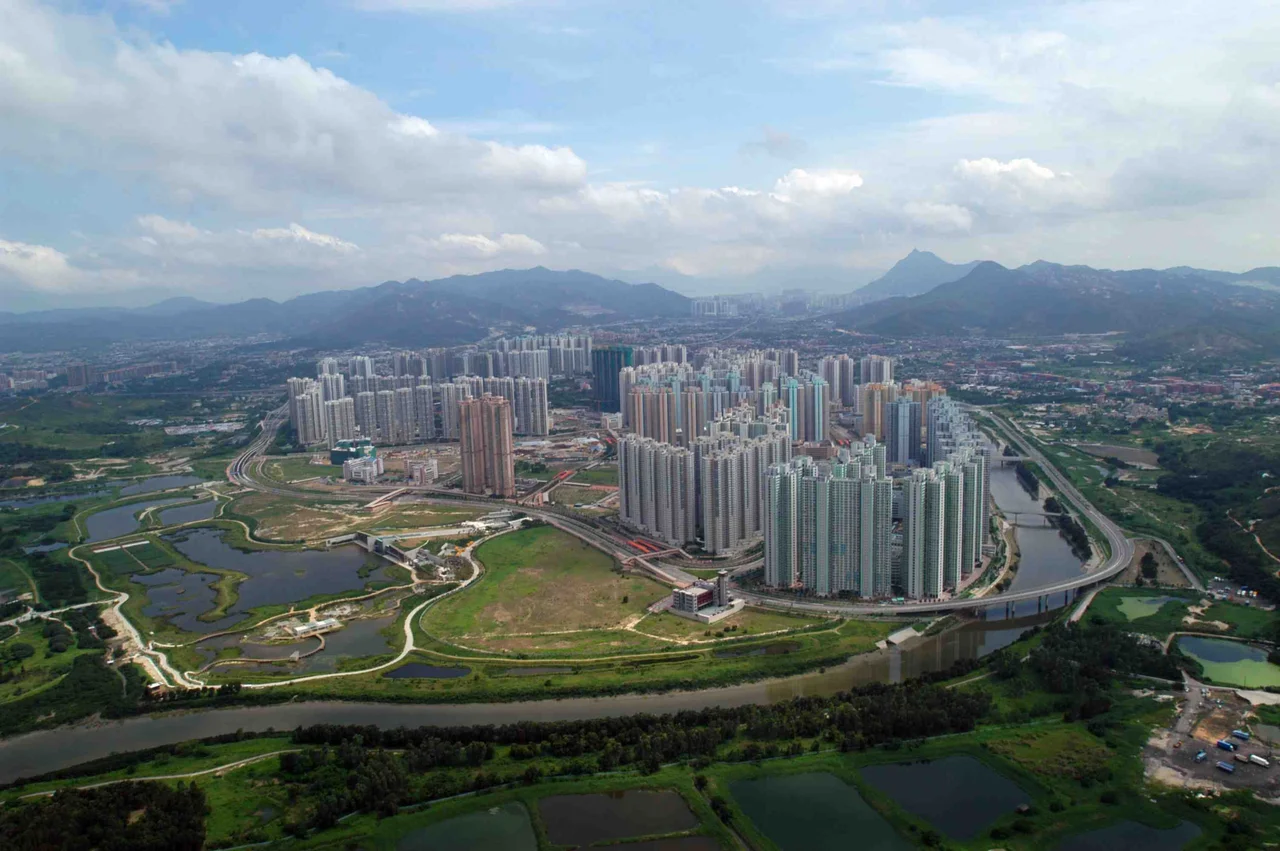 2005 Tin Shui Wai