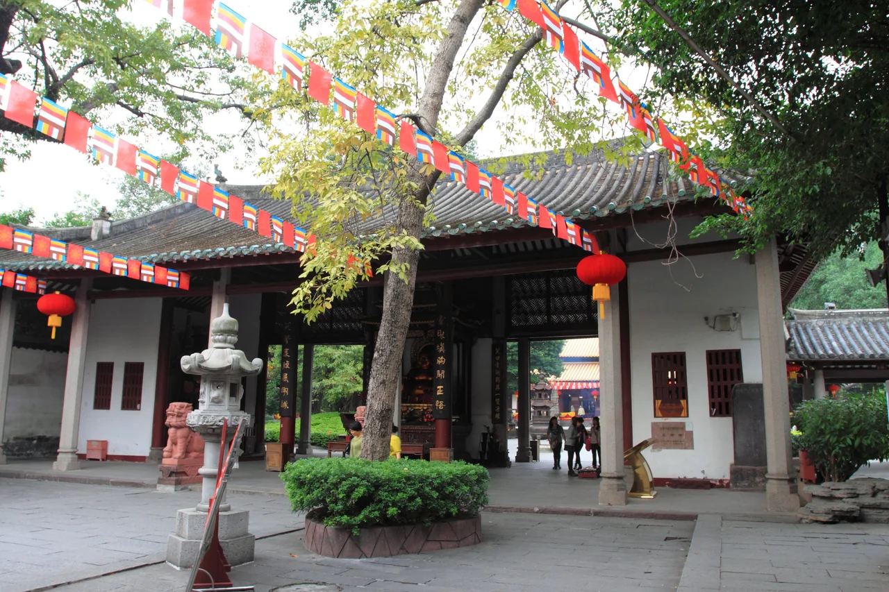 广州光孝寺 ——

天王殿