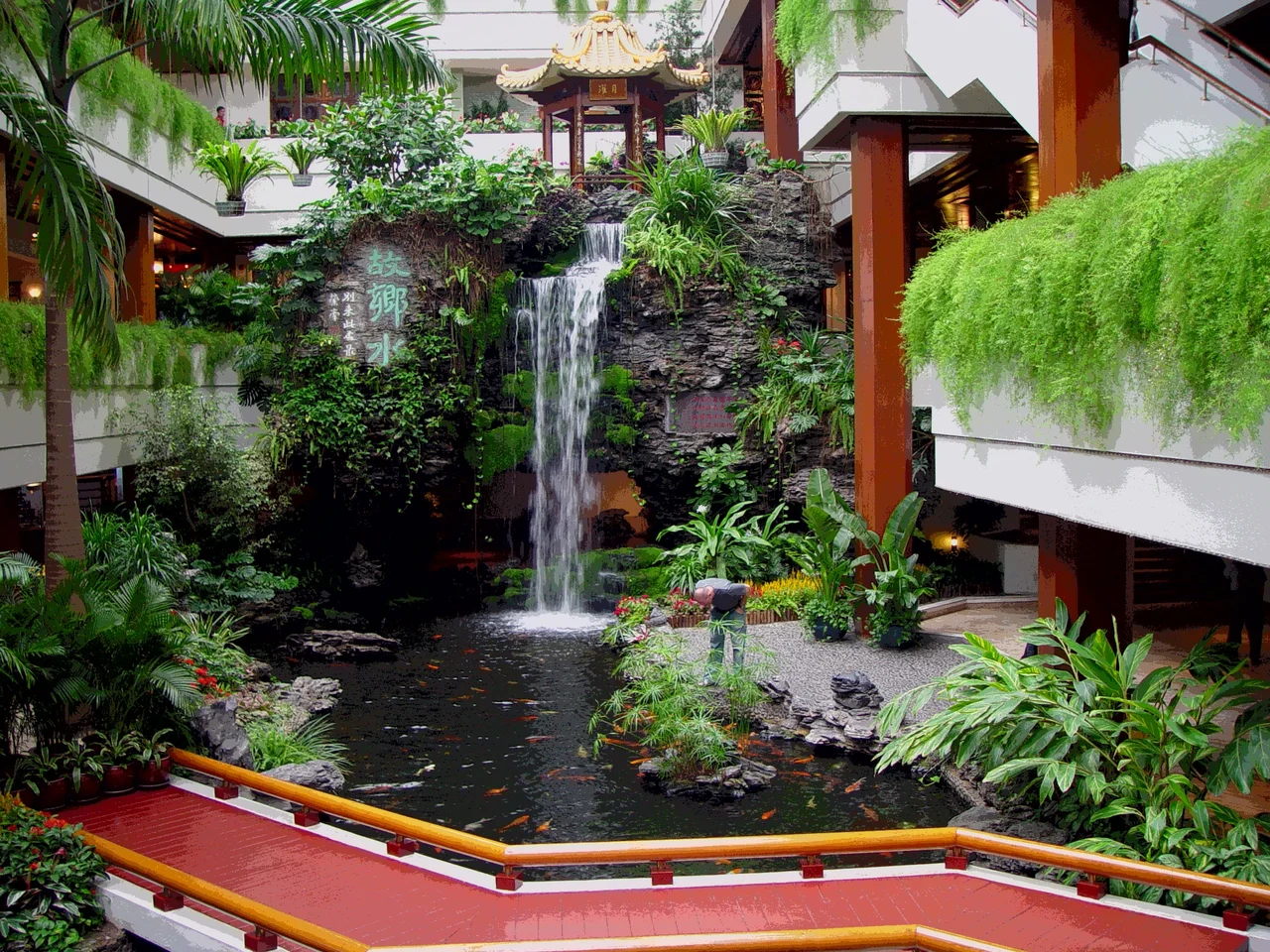 Shamian Island, Waterfall inside the White Swan Hotel.