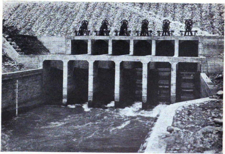 Rinnai control gates, Kanan Irrigation System
