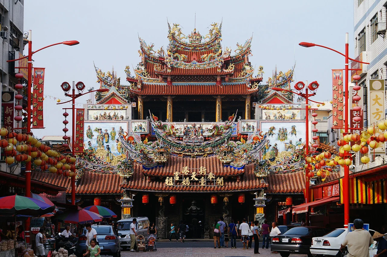 Fongtien Temple is a Mazu temple in Singang Township,it is dedicated to the deity Mazu.
