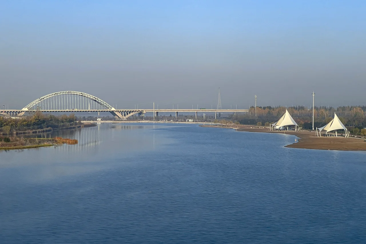 Yet it's still Zhengding Town.
